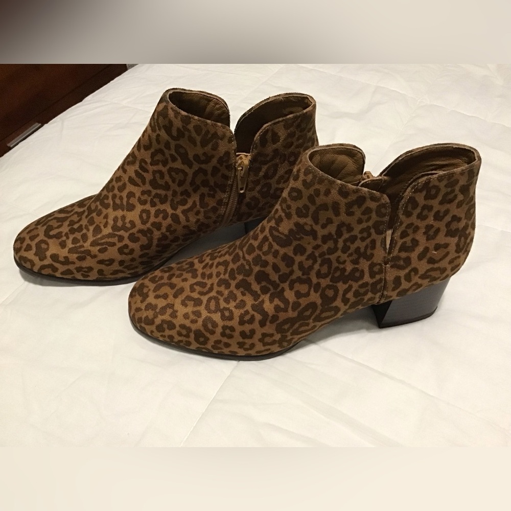 Leopard Print Ankle Boots Size 7.5